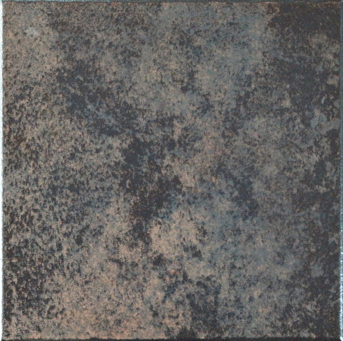 2020107-Titan.jpg